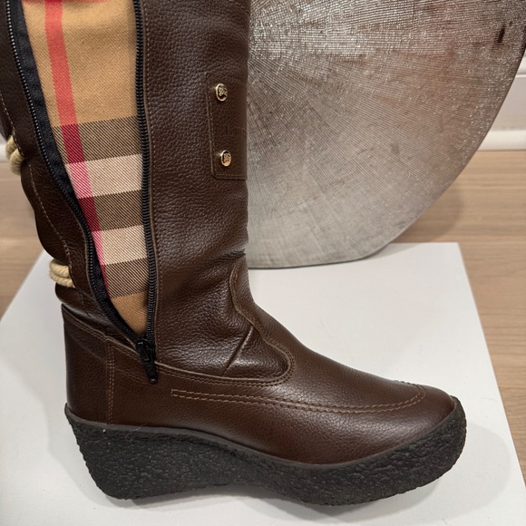 Burberry Leather Boots - Picture 3 of 8